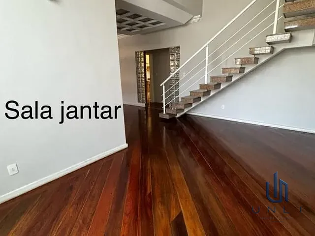 Casa 3 quartos e 3 banheiros, à venda, no bairro Niterói em Volta Redonda