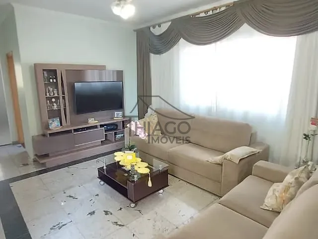Casa com 395m² 3 quartos e 2 banheiros, à venda, no bairro Vila Guilhermina em São Paulo