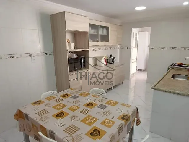 Casa com 395m² 3 quartos e 2 banheiros, à venda, no bairro Vila Guilhermina em São Paulo
