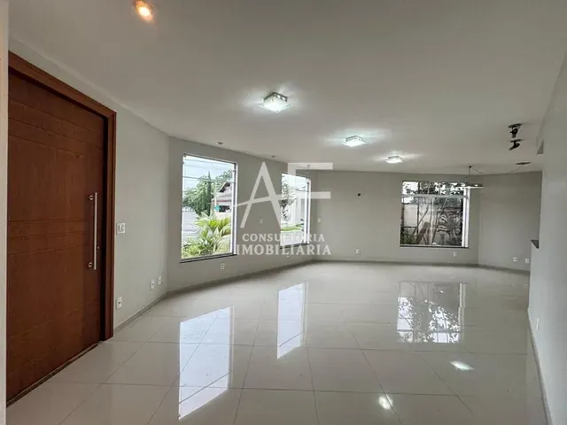 Casa com 265m² 5 quartos e 5 banheiros, à venda ou para alugar, no bairro Campos Do Conde em Tremembé