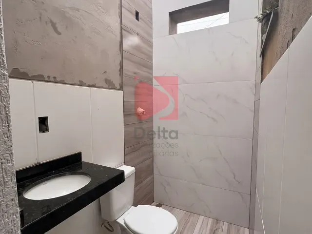 Casa 2 quartos e 1 banheiro, para alugar, no bairro Parque Clayton Malaman em Pirassununga