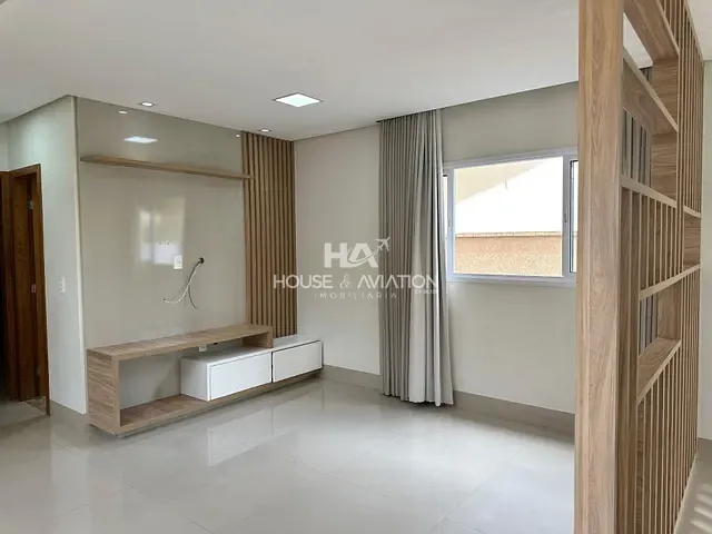 Casa com 305m² 3 quartos e 4 banheiros, à venda, no bairro Centro em Bela Vista de Goiás
