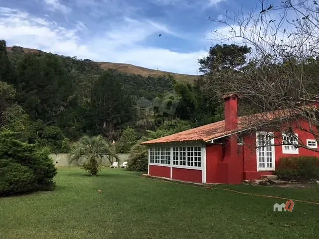 Casa com 6600m², à venda, no bairro Araras em Petrópolis