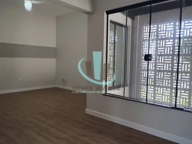 Casa com 350m² 3 quartos e 2 banheiros, para alugar, no bairro Jardim Residencial Maggiore em Araraquara