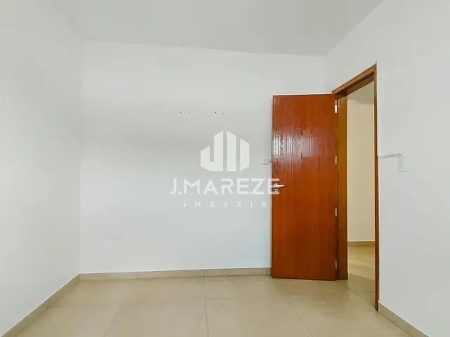 Casa com 360m² 5 quartos e 2 banheiros, à venda, no bairro Loteamento Residencial Tami em Apucarana