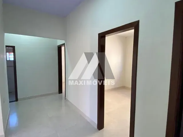 Casa com 360m² 3 quartos e 1 banheiro, para alugar, no bairro São Jorge em Araçuaí