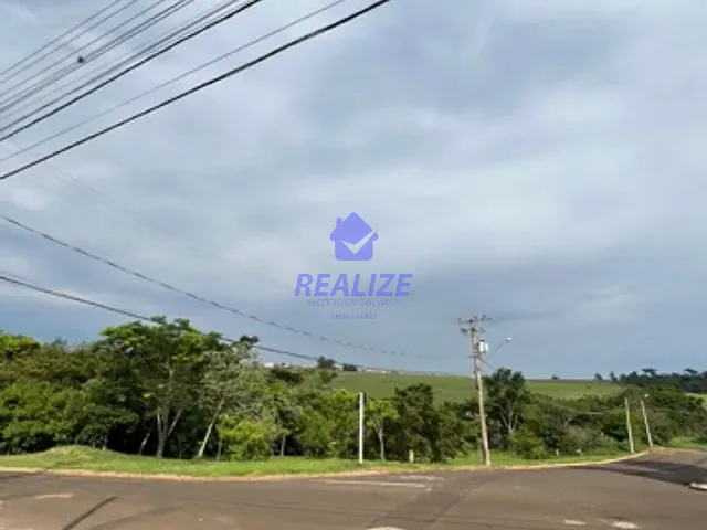Casa com 125m² 2 quartos e 2 banheiros, à venda, no bairro Jardim Paraíso II em Botucatu