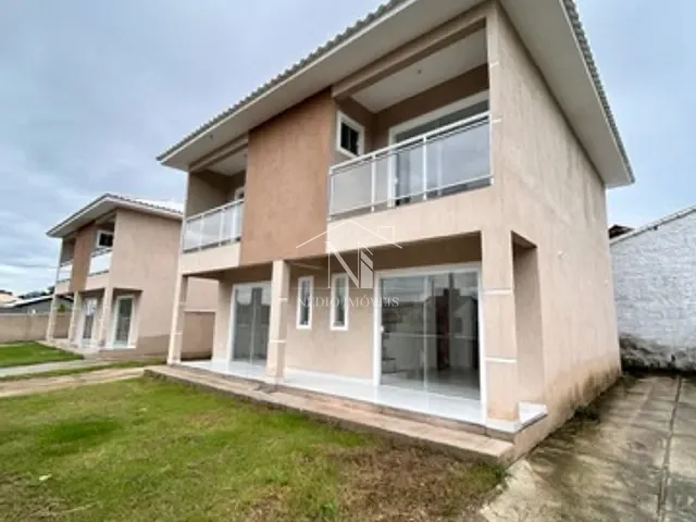 Casa 2 quartos e 1 banheiro, à venda, no bairro Itapeba em Maricá