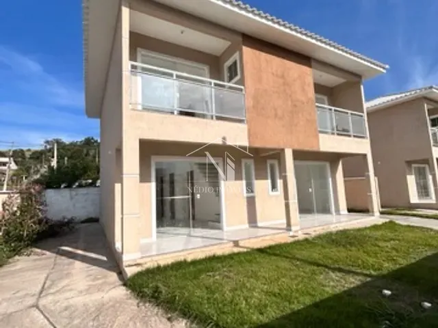 Casa 2 quartos e 1 banheiro, à venda, no bairro Itapeba em Maricá