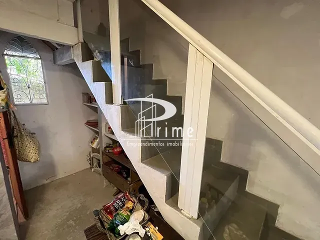 Casa com 160m² 2 quartos e 3 banheiros, à venda, no bairro Maralegre em Niterói