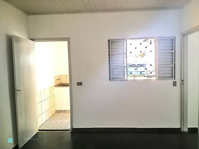 Casa com 50m² 1 quarto e 1 banheiro, para alugar, no bairro Vila Cruz das Almas em São Paulo