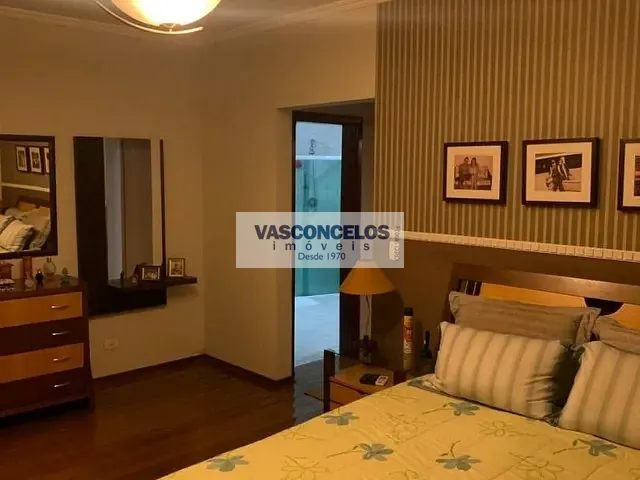 Casa com 758m² 4 quartos e 5 banheiros, à venda, no bairro Jardim das Colinas em São José dos Campos
