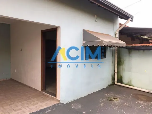 Casa com 250m², à venda, no bairro Nova Jaguariúna em Jaguariúna