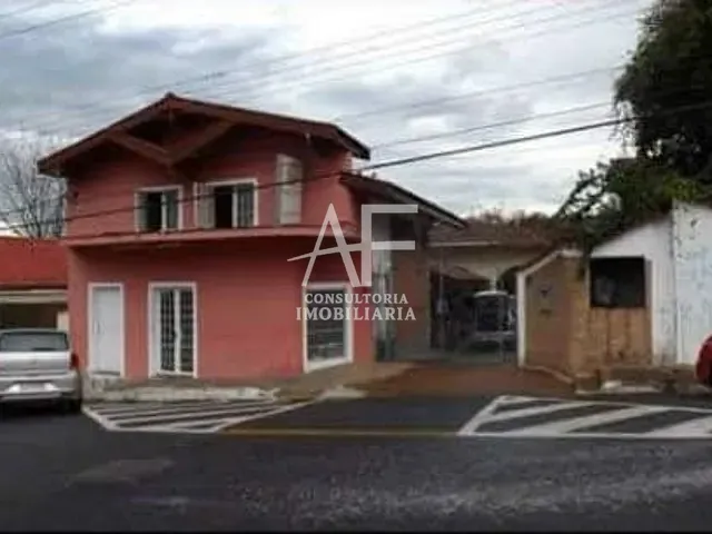 Casa com 1000m², à venda, no bairro Bosque da Princesa em Pindamonhangaba