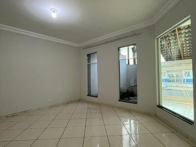 Casa com 231m² 4 quartos e 2 banheiros, para alugar, no bairro Parque Residencial Jaguari em Americana