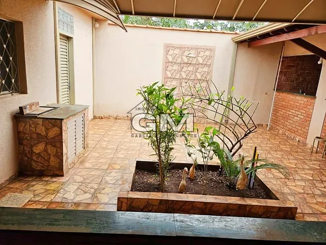 Casa com 244m² 2 quartos e 3 banheiros, à venda, no bairro Jardim Herculano Fernandes em Ribeirão Preto