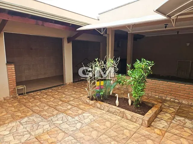 Casa com 244m² 2 quartos e 3 banheiros, à venda, no bairro Jardim Herculano Fernandes em Ribeirão Preto
