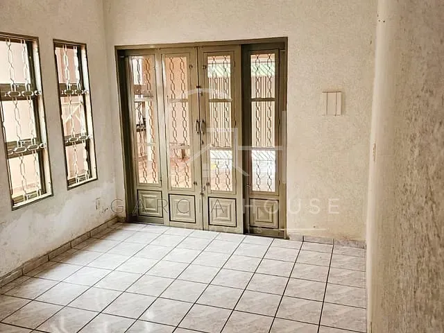 Casa com 244m² 2 quartos e 3 banheiros, à venda, no bairro Jardim Herculano Fernandes em Ribeirão Preto