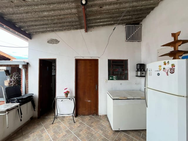 Casa com 250m² 3 quartos e 1 banheiro, à venda, no bairro Jardim Maracanã em Campinas