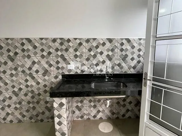 Casa 1 quarto e 1 banheiro, para alugar, no bairro Jardim Ipiranga em Aparecida de Goiânia