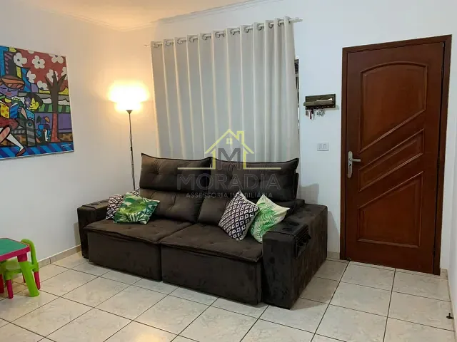 Casa com 320m² 3 quartos e 2 banheiros, à venda, no bairro Vila Magalhães em Guaxupé