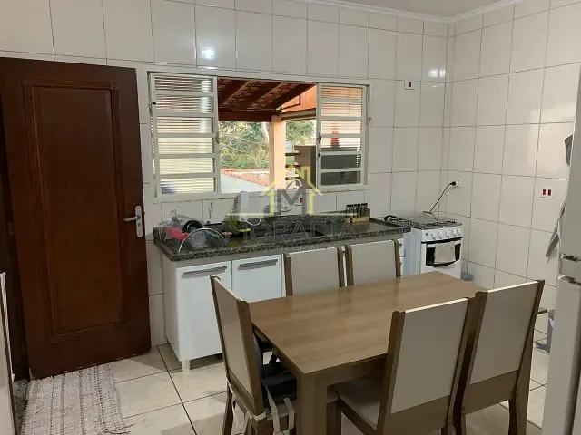 Casa com 320m² 3 quartos e 2 banheiros, à venda, no bairro Vila Magalhães em Guaxupé