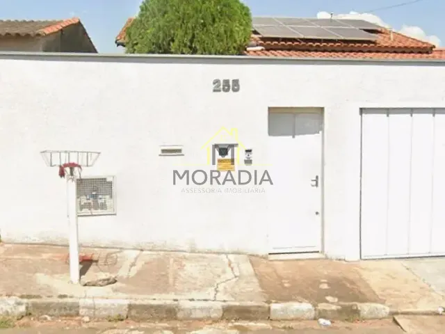 Casa com 320m² 3 quartos e 2 banheiros, à venda, no bairro Vila Magalhães em Guaxupé