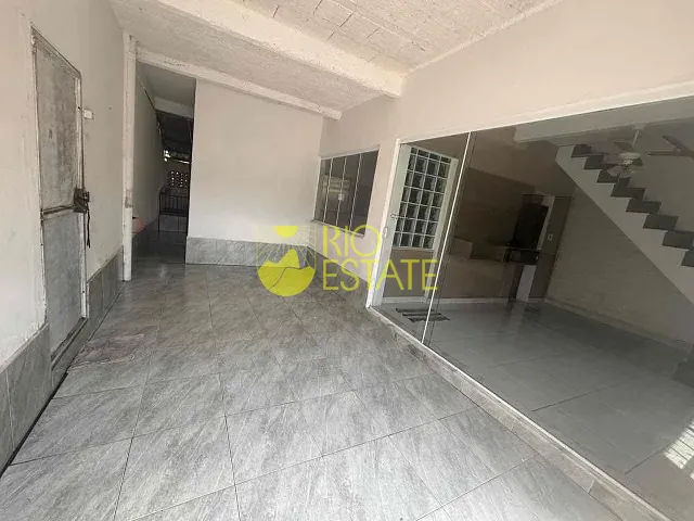 Casa com 170m² 4 quartos e 2 banheiros, à venda, no bairro Dom Bosco em Volta Redonda