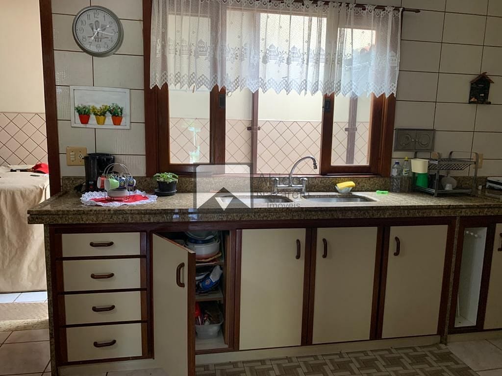 Casa, 4 quartos, 200 m² - Foto 54