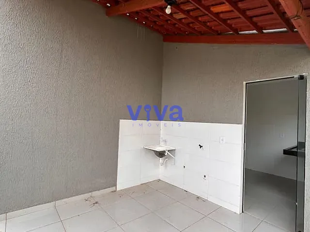 Casa 2 quartos e 2 banheiros, à venda, no bairro Jardim Dom Bosco 2ª Etapa em Aparecida de Goiânia