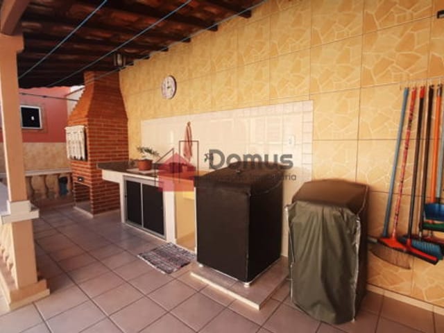 Casa com 250m², à venda, no bairro Residencial e Comercial Cidade Morumbi em Pindamonhangaba