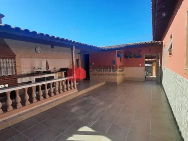 Casa com 250m², à venda, no bairro Residencial e Comercial Cidade Morumbi em Pindamonhangaba