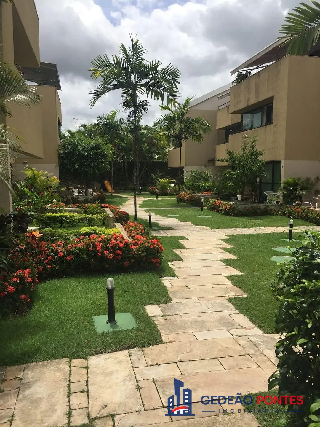 Casa, 4 quartos, 240 m² - Foto 23