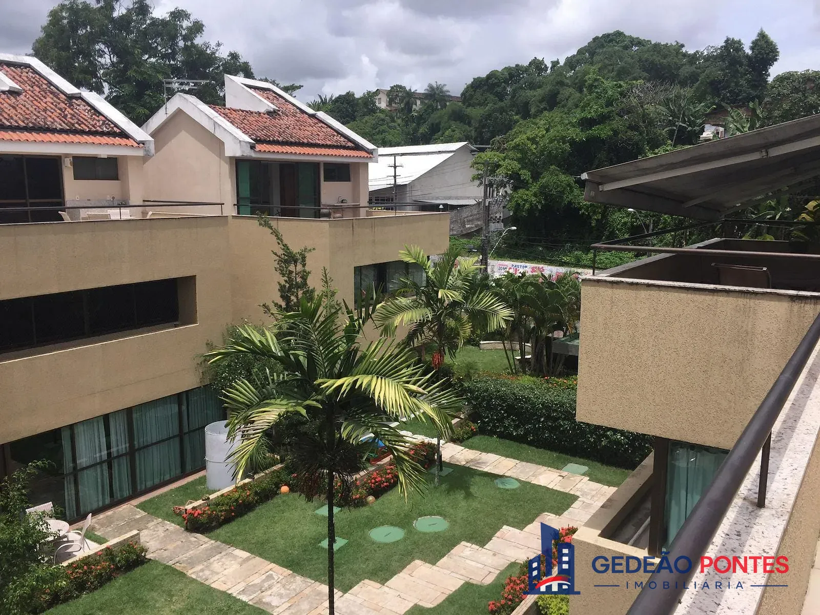 Casa, 4 quartos, 240 m² - Foto 30