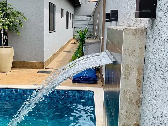 Casa com 300m² 3 quartos e 2 banheiros, à venda, no bairro Residencial Barravento em Goiânia