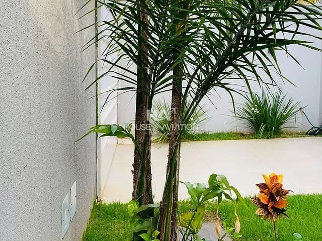 Casa com 300m² 3 quartos e 2 banheiros, à venda, no bairro Residencial Barravento em Goiânia