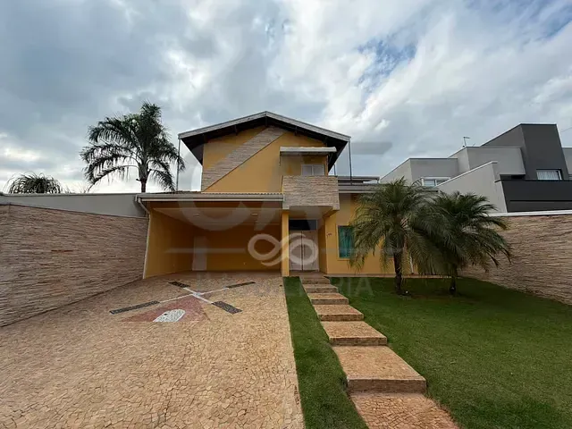 Casa com 440m² 3 quartos e 5 banheiros, para alugar, no bairro Residencial Nova Holanda em Holambra