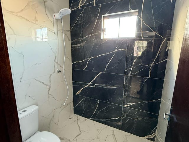 Casa com 300m² 2 quartos e 1 banheiro, à venda, no bairro Residencial Jardim Araguaia em Sinop