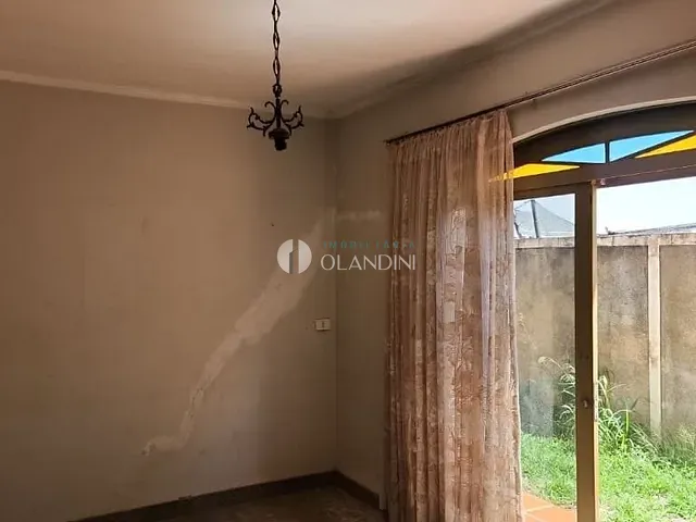 Casa com 499m² 3 quartos e 1 banheiro, à venda, no bairro Centro em Artur Nogueira