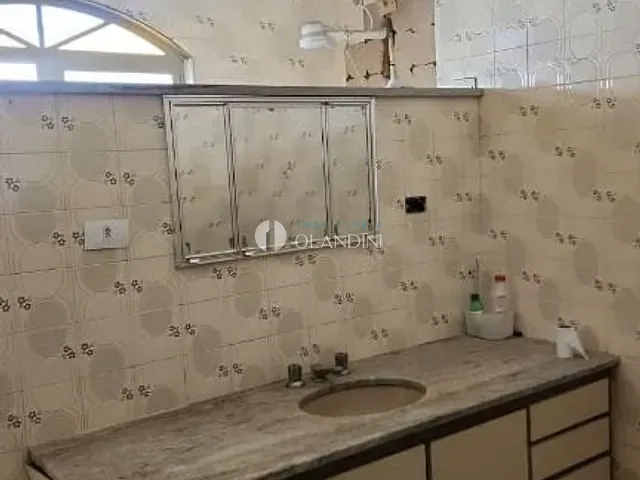 Casa com 499m² 3 quartos e 1 banheiro, à venda, no bairro Centro em Artur Nogueira