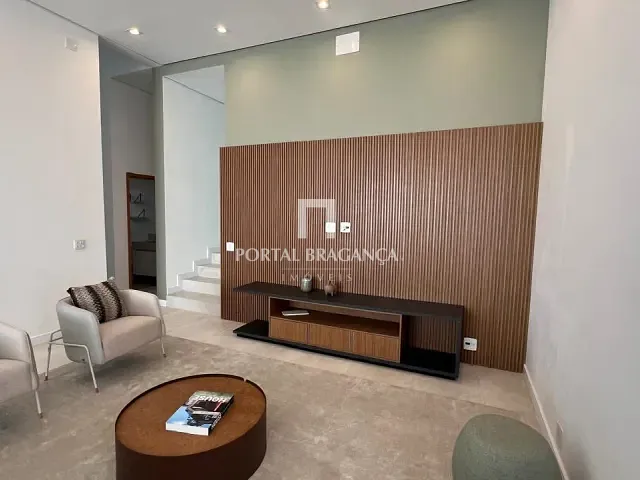 Casa com 373m² 3 quartos e 6 banheiros, à venda ou para alugar, no bairro Condomínio Residencial Fazenda Santa Helena em Bragança Paulista