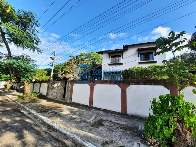 Casa com 3030m² 4 quartos e 4 banheiros, à venda ou para alugar, no bairro São José do Imbassaí em Maricá