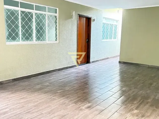 Casa com 253m² 3 quartos e 2 banheiros, à venda, no bairro Jardim Alexandre Balbo em Ribeirão Preto