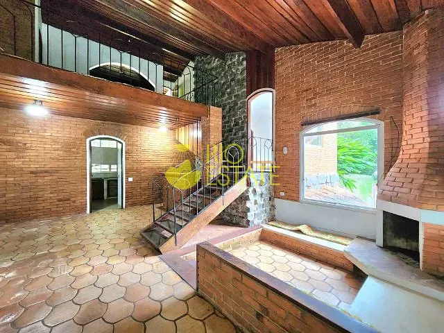 Casa com 449m² 5 quartos e 3 banheiros, à venda, no bairro Penado em Itatiaia