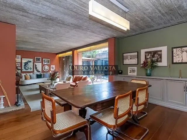 Casa com 450m² 4 quartos e 4 banheiros, à venda, no bairro Alto de Pinheiros em São Paulo