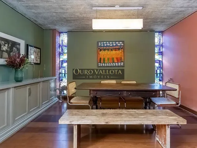 Casa com 450m² 4 quartos e 4 banheiros, à venda, no bairro Alto de Pinheiros em São Paulo