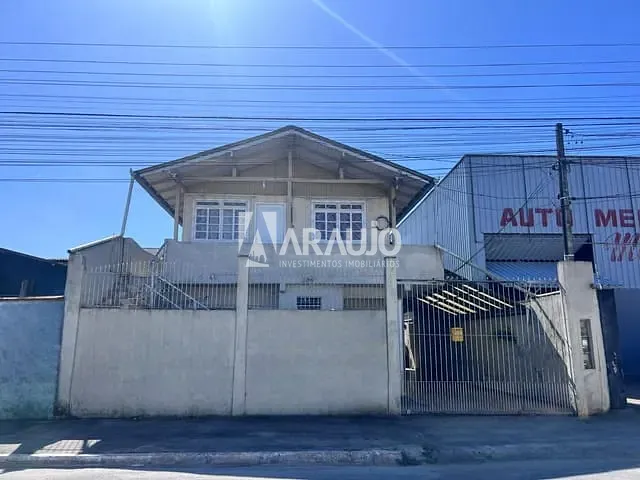 Casa com 210m² 8 quartos e 4 banheiros, à venda, no bairro São Vicente em Itajaí
