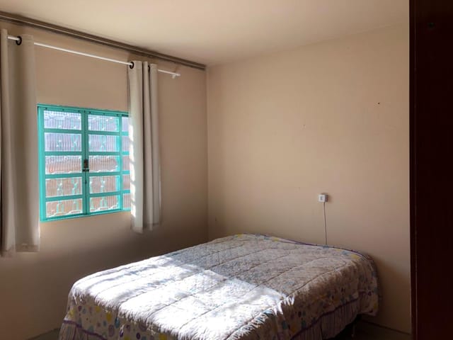 Casa com 783m² 3 quartos e 2 banheiros, à venda, no bairro Oficinas em Ponta Grossa