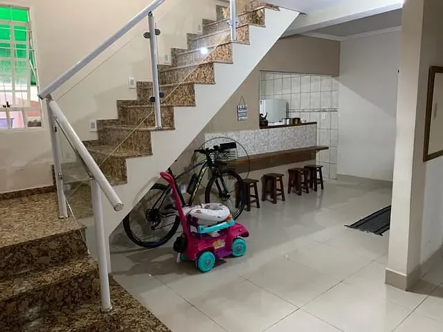 Casa com 140m² 3 quartos e 2 banheiros, à venda, no bairro Jardim Esperança em Guaratinguetá
