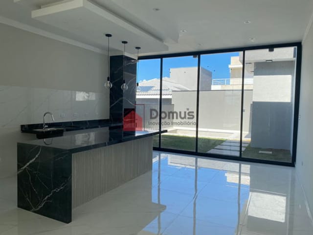 Casa com 406m², à venda, no bairro Loteamento Residencial Reserva dos Lagos em Pindamonhangaba